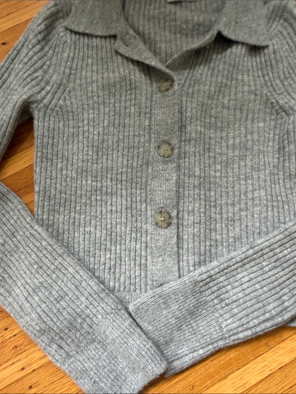 GAP Light Gray Ribbed Button Cardigan - Picture 3 of 4